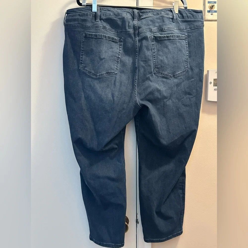 Torrid jeans - Picture 2 of 3